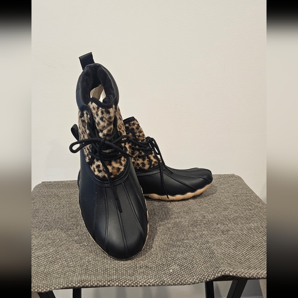 NIB Gypsy Jazz Leopard Print Black Women's Winter Boots Size--8 - Picture 7 of 8